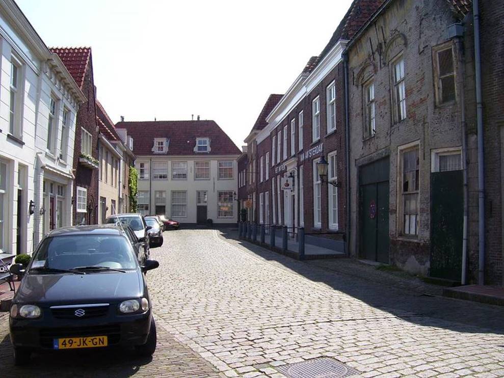 image011