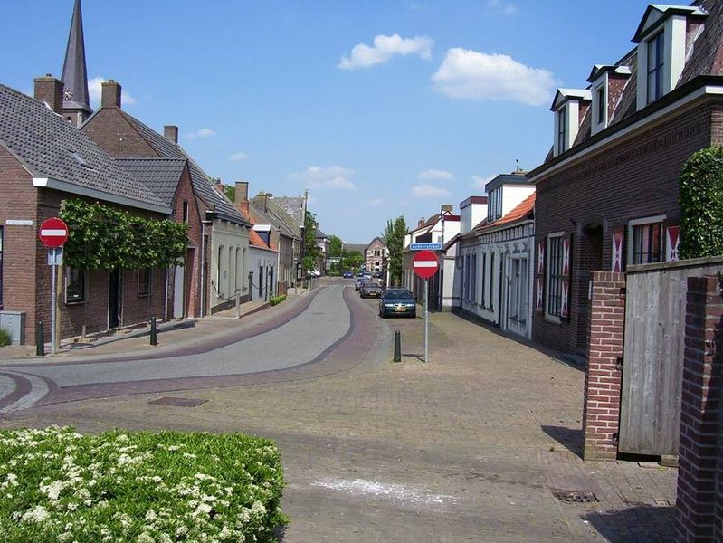 zicht in achterstraat
