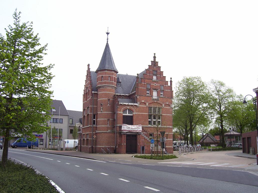 stadhuis-1