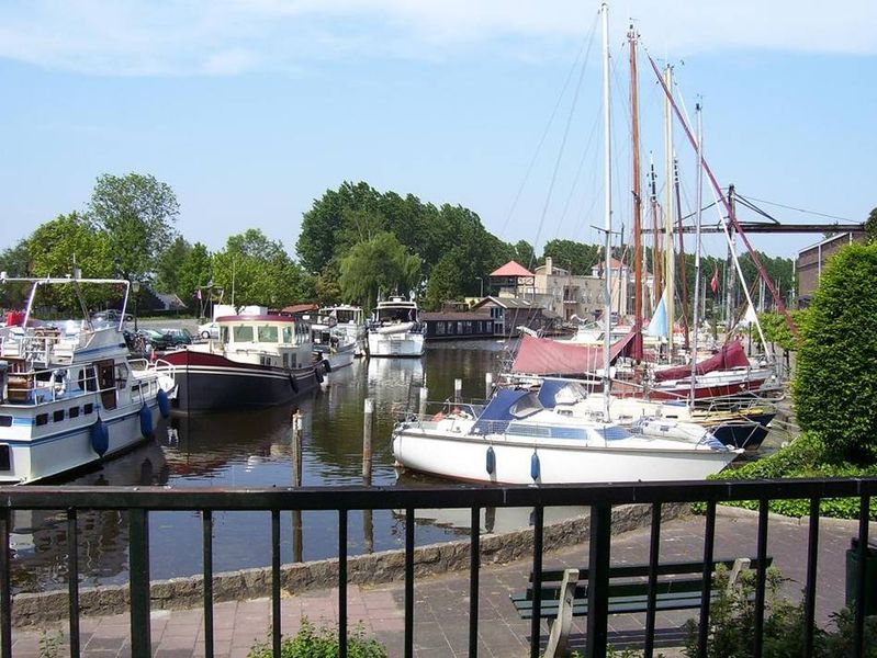 http://www.breda-en-alles-daaromheen.nl/steenbergen%20in%20beeld_bestanden/image009.jpg