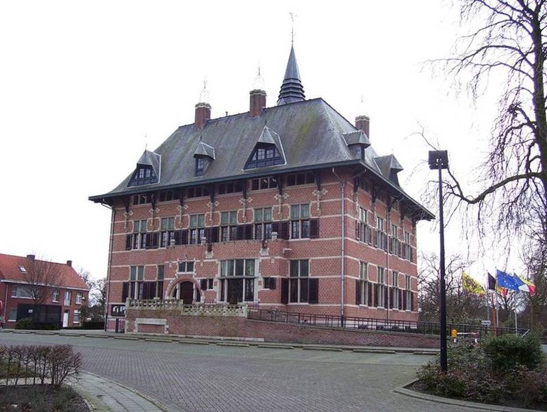 gemeentehuis 3 achterkant